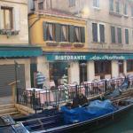Canal dining.